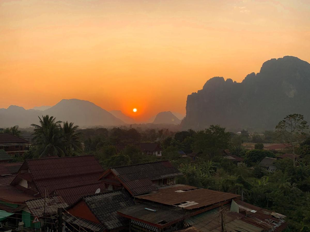 Bountang Mountain View Riverside Hotel วังเวียง ภายนอก รูปภาพ
